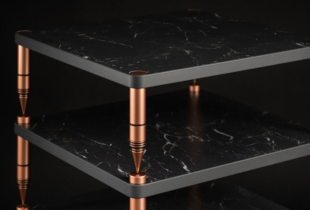 SolidSteel HP-Serie hebt Audiomöbel auf High-End-Niveau
