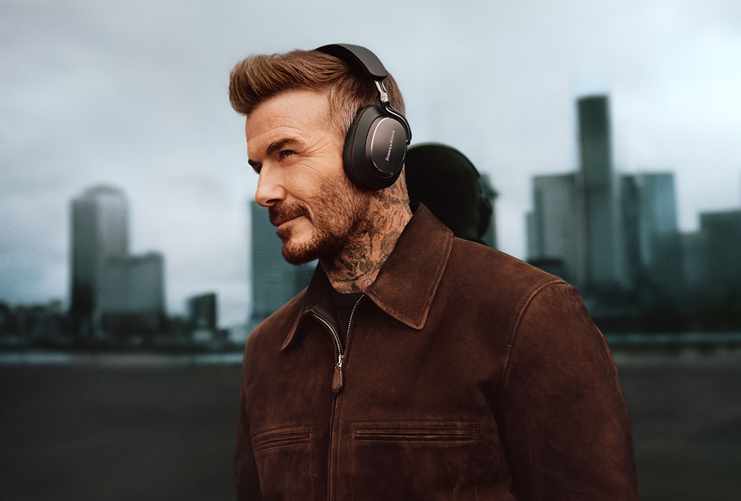 Bowers & Wilkins präsentiert den PX8 S2 – den ultimativen kabellosen Kopfhörer
