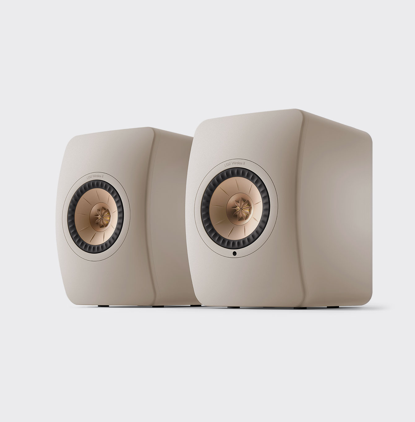 Kef LS50 Wireless II Sand Shell