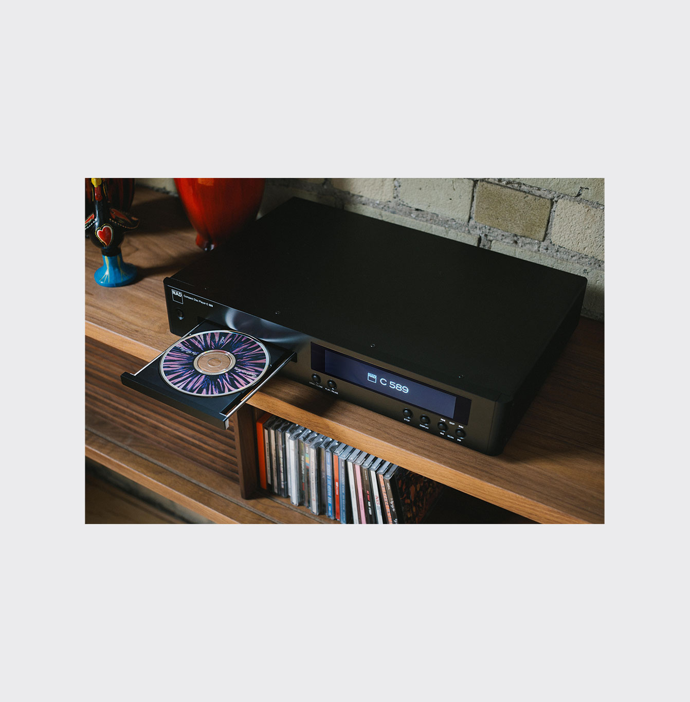 NAD C589
