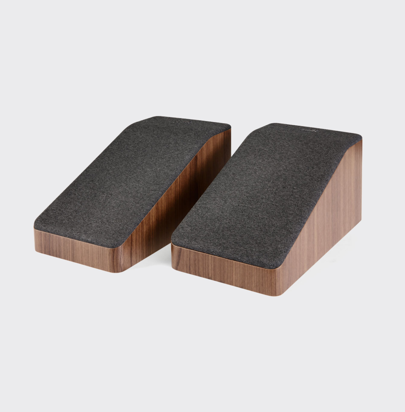 Polk Audio Reserve R900